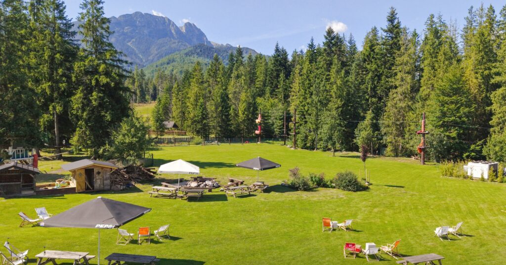 ognisko z widokiem na Tatry GUGU Park Zakopane